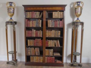 Double Englisch Mahagoni Sheraton Inlay Offene Front Bücherregal