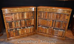 Paar Regency Low Open Bücherregale in Walnut Intarsien Inlay