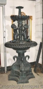 Klassische französische Verdis Gris Bronze Cherub Brunnen Schwan Tiered Base