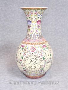 Único chino Famille rosa porcelana rosa jarrón reticulado