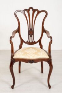 Hepplewhite Arm Chair - Mahagoni Carver Dining